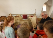 Учащиеся школы «Позитив» посетили церковно- исторический и краеведческий музей при Никольском храме в селе Озерецкое.